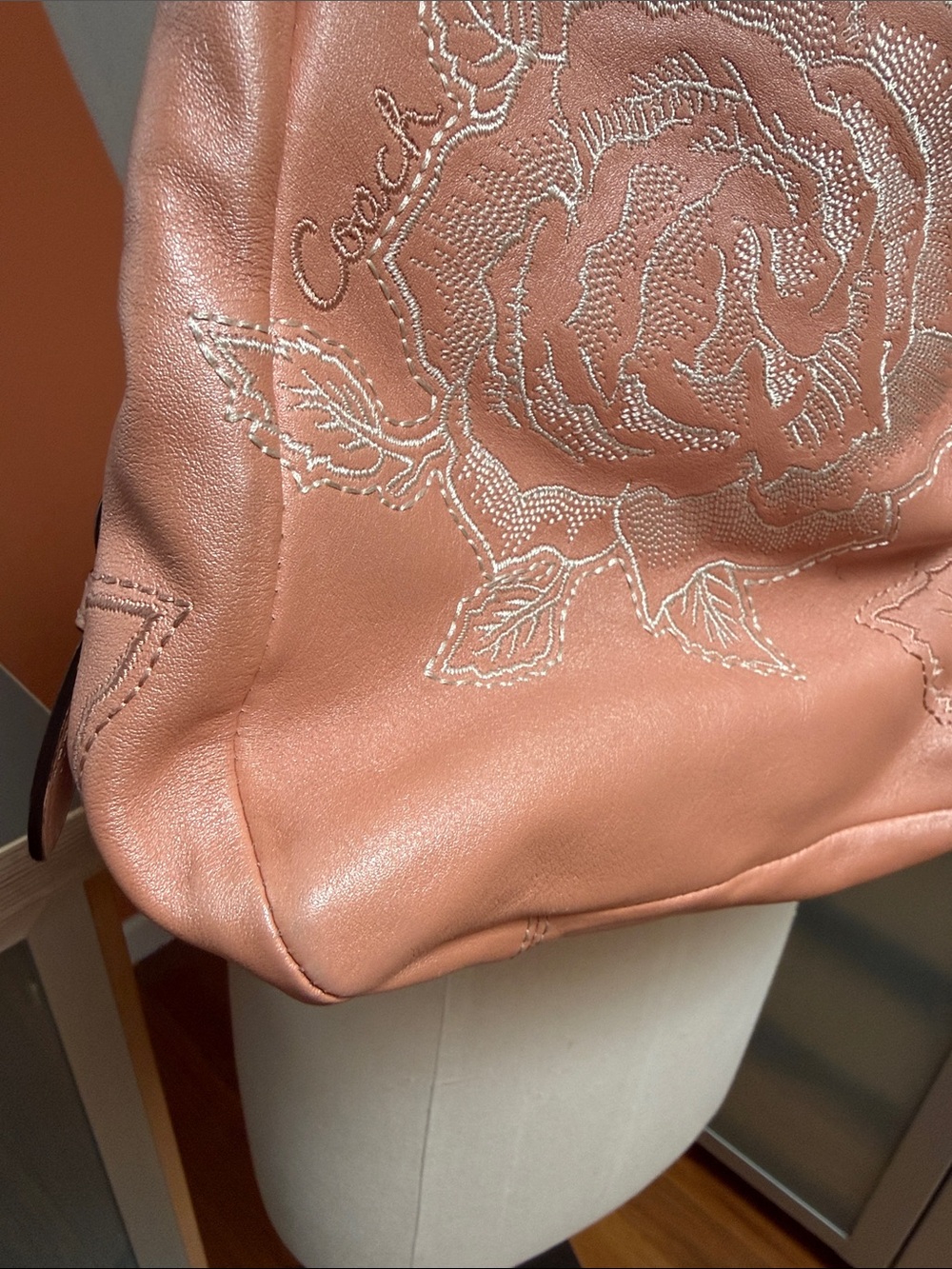 Coach vintage Peach Floral Embroidered Shoulder Bag - Picture 8 of 12